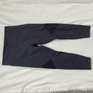 Fabletics - Hope High Iron Leggings